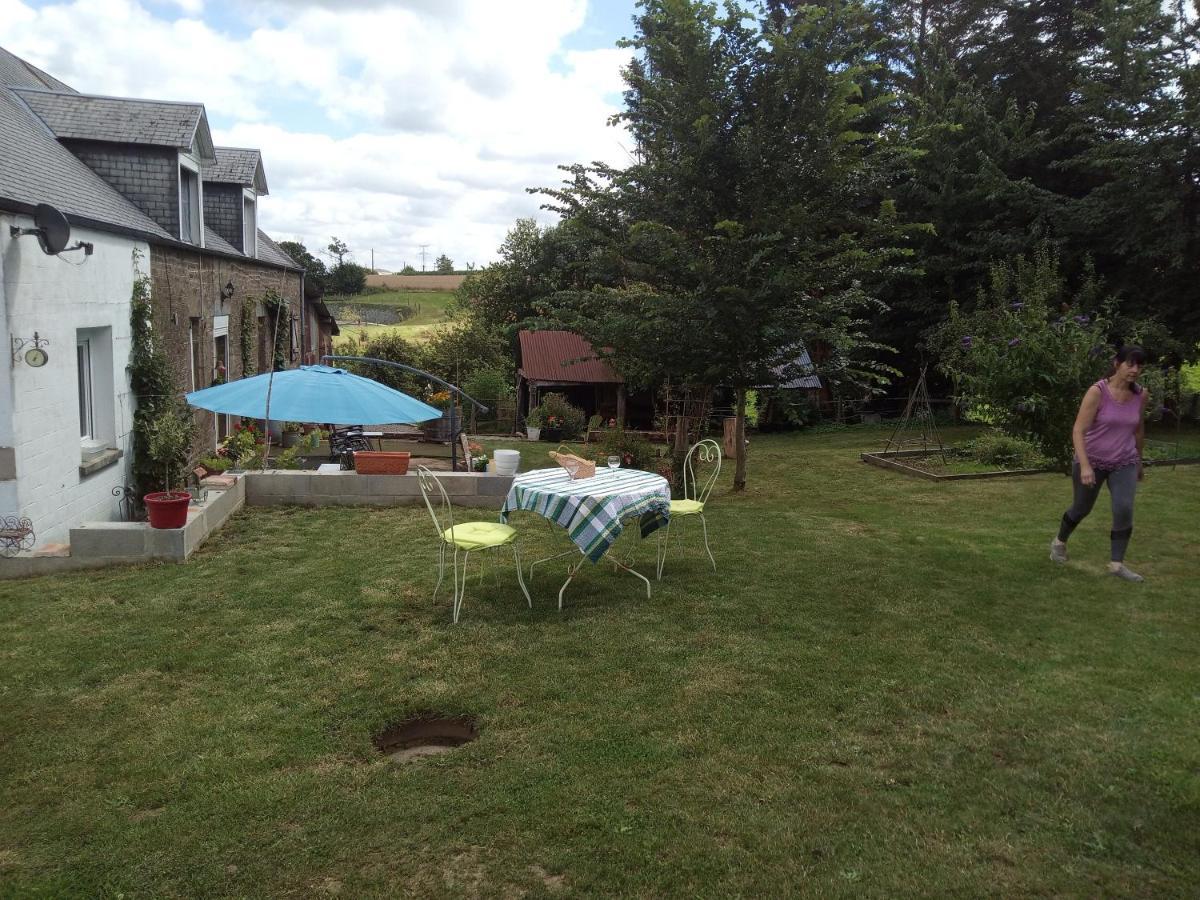 Le Chalange Bed & Breakfast Lapenty Exterior photo